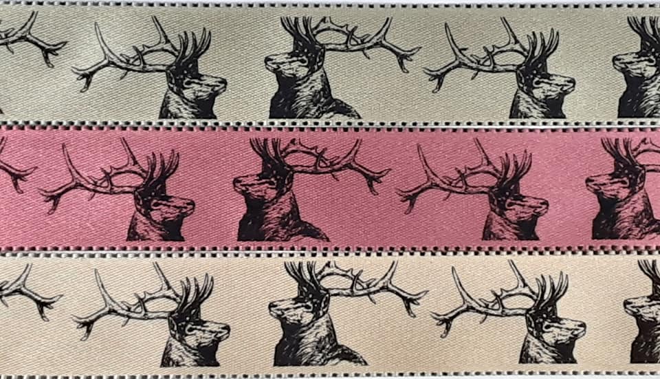stags head print on bi-colour ribbon 25mm