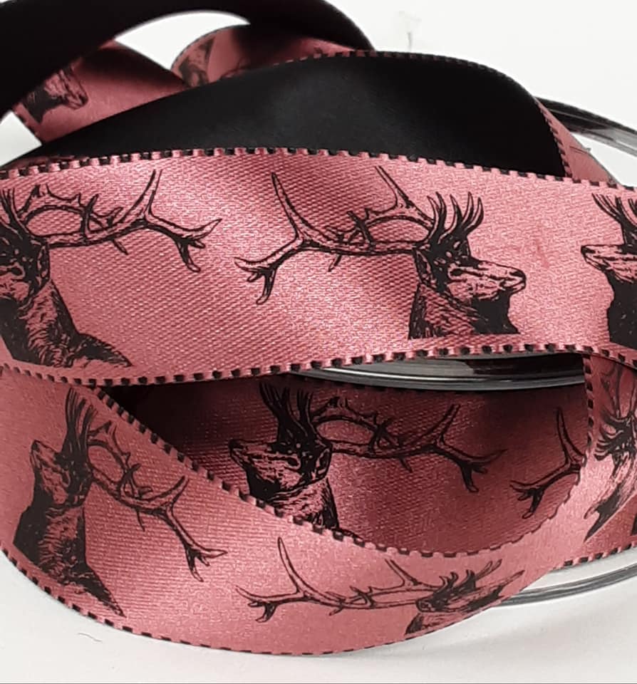 stags head print on bi-colour ribbon 25mm