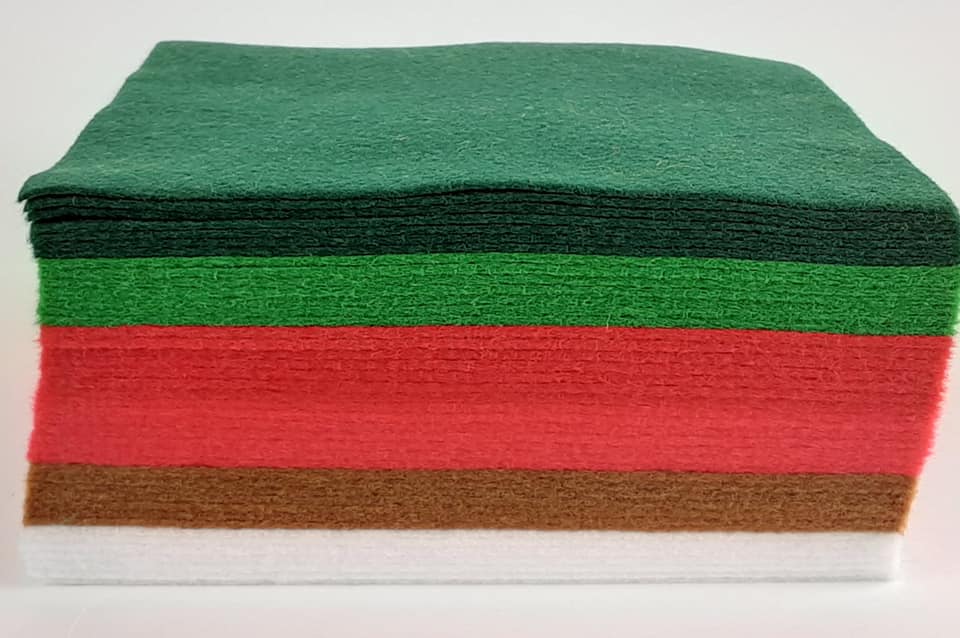 Felt : 15cm x 15cm