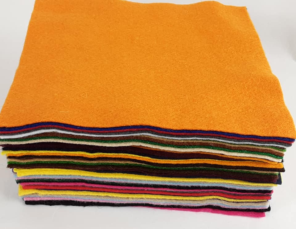 Felt: Wool: Squares: 22 x 22cm