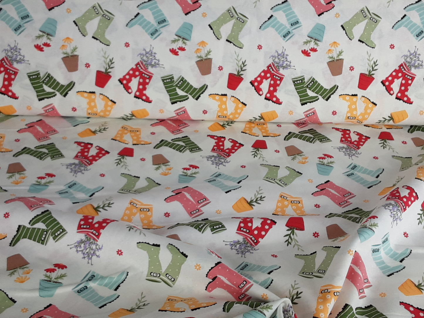 In The Garden – Cotton Prints- Wellingtons