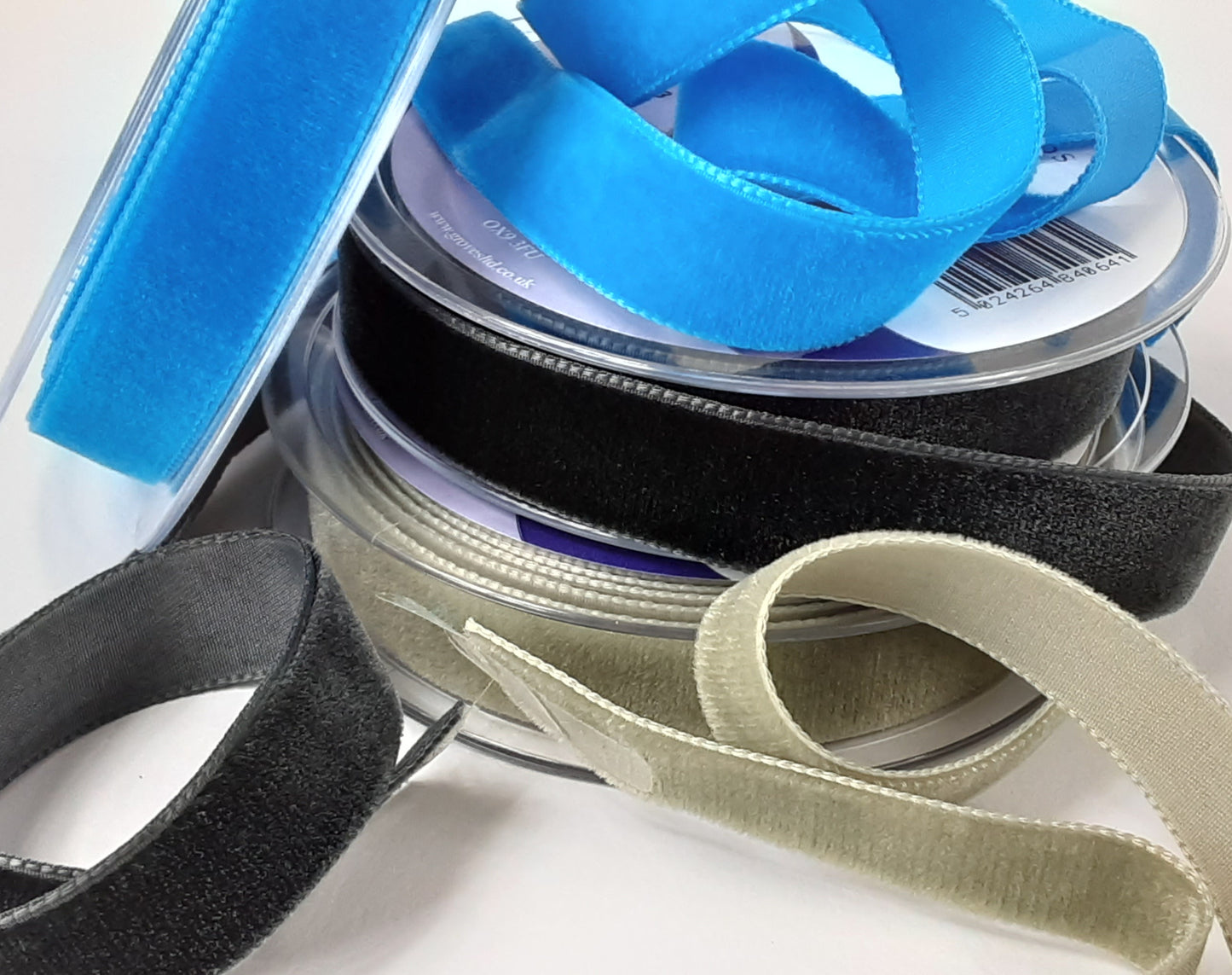 Velvet: 16mm
