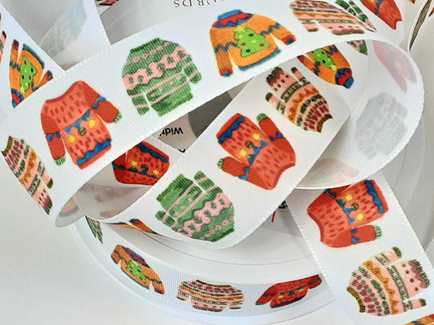 Christmas Jumpers: 25mm: White/Multi