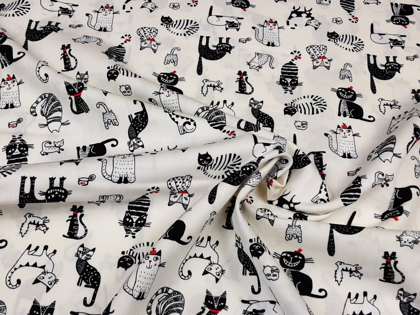 Cotton Poplin Cats Ivory