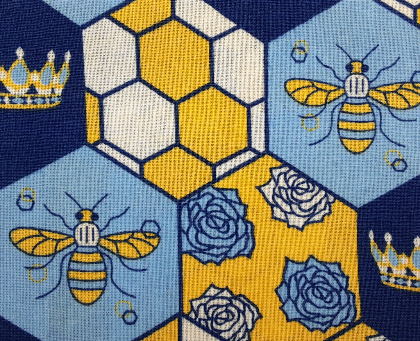 Patchwork Bee- Fat Quarter