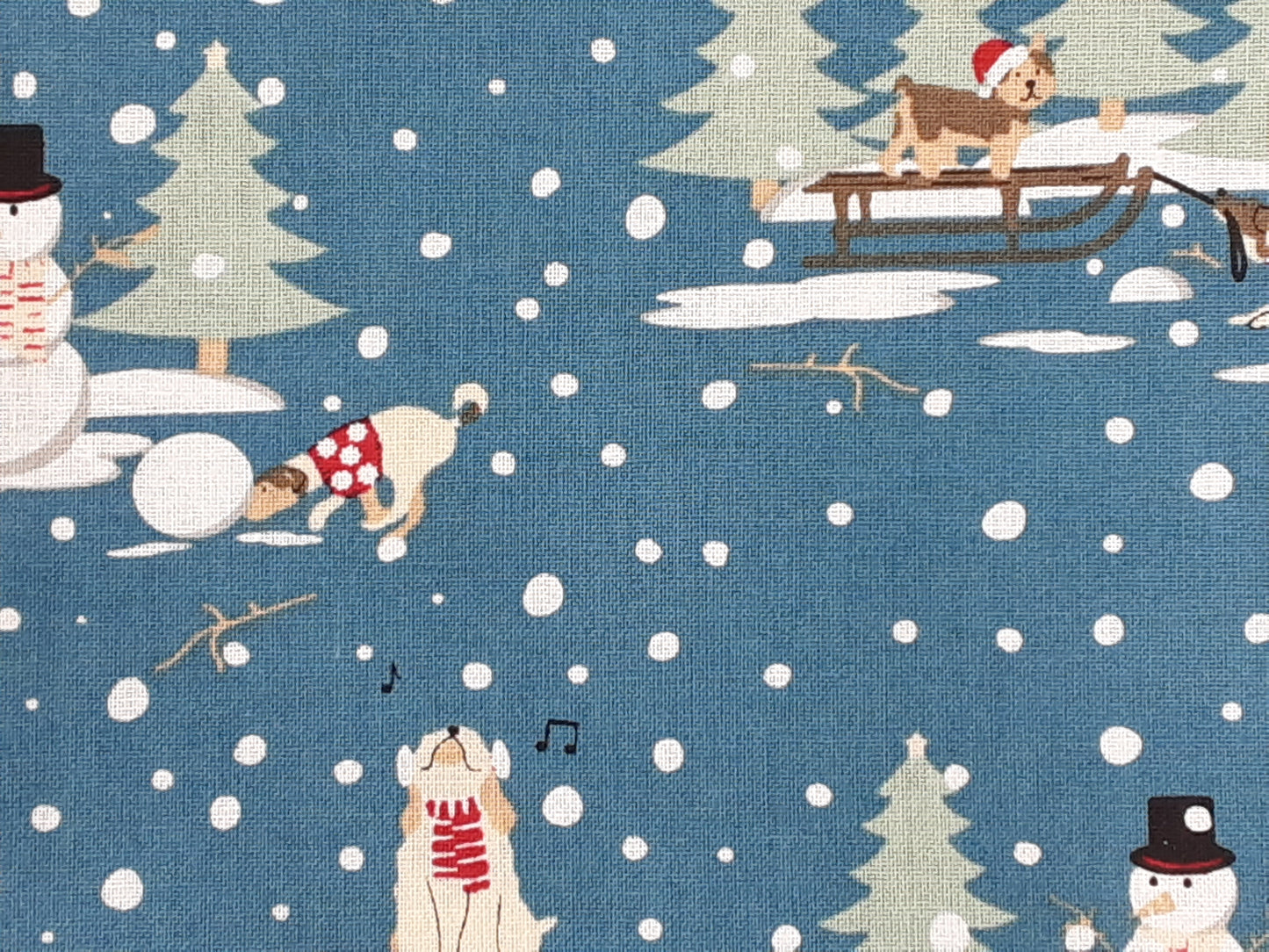 Doggie Christmas Multi – Fat Quarters