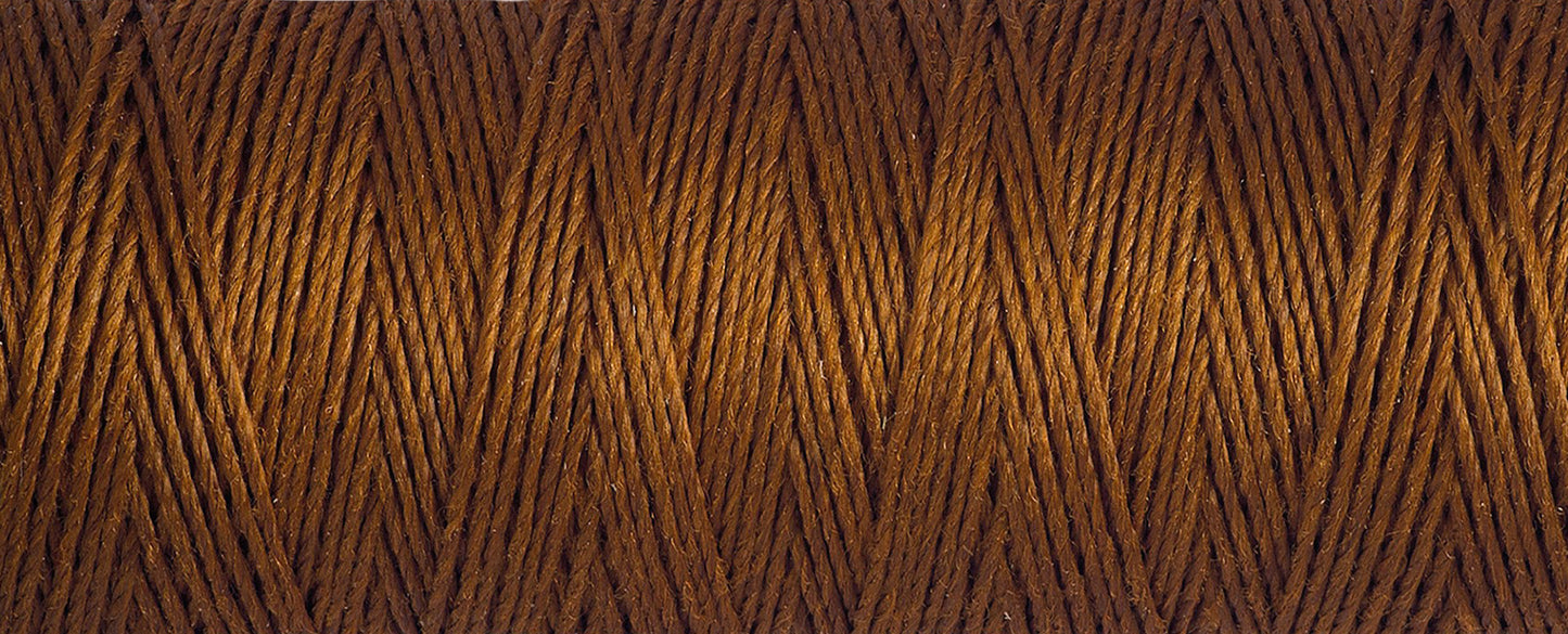 Top Stitch Thread: 30m/650