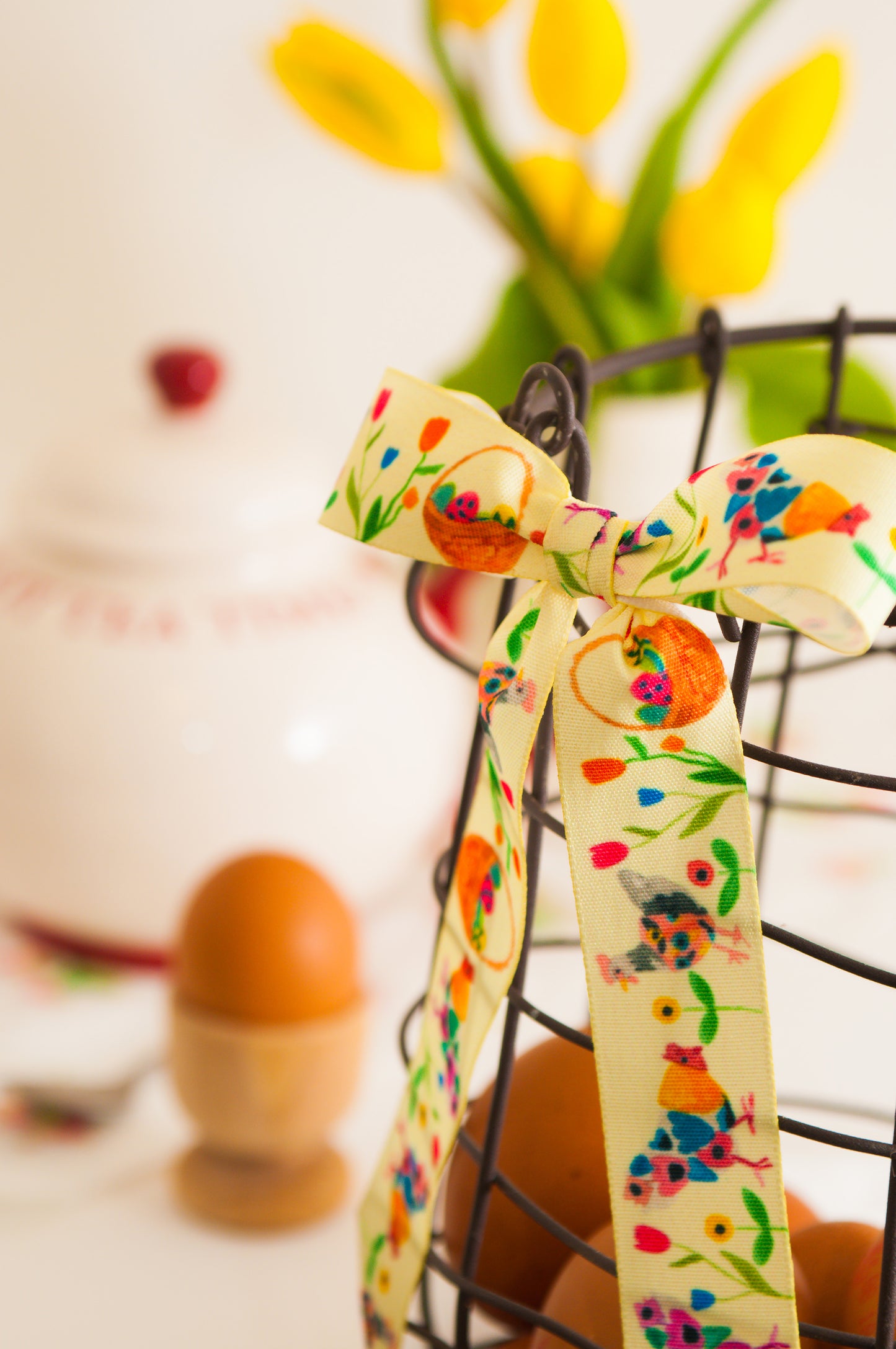 Happy Hens: 25 mm: Yellow/Multi