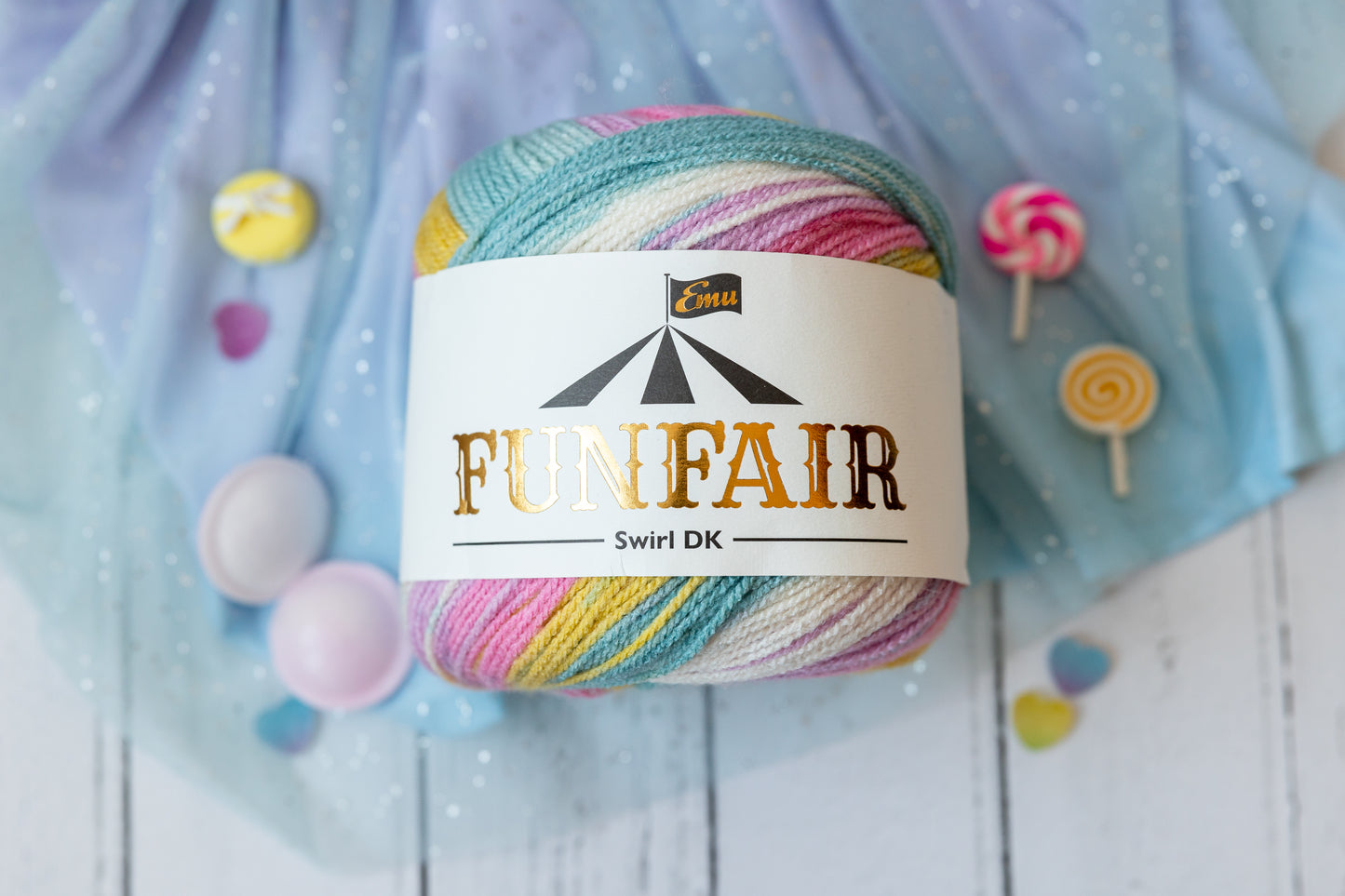 Funfair Swirl DK -Carousel ( 008)