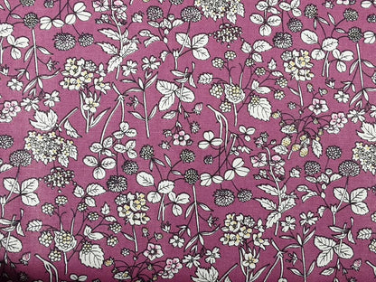 Pale Plum Leaf and Flower Pattern