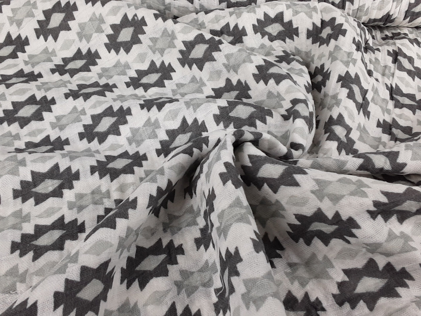 DIAMOND – PRINTED COTTON MUSLIN
