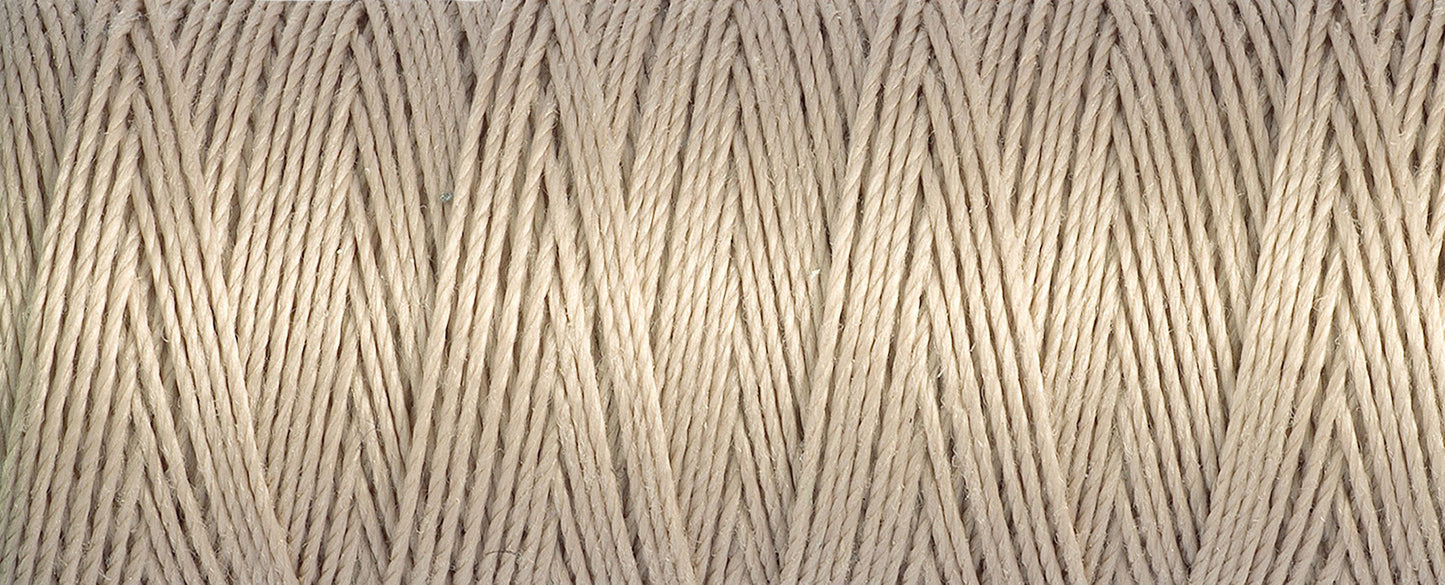 Top Stitch Thread: 30m/722